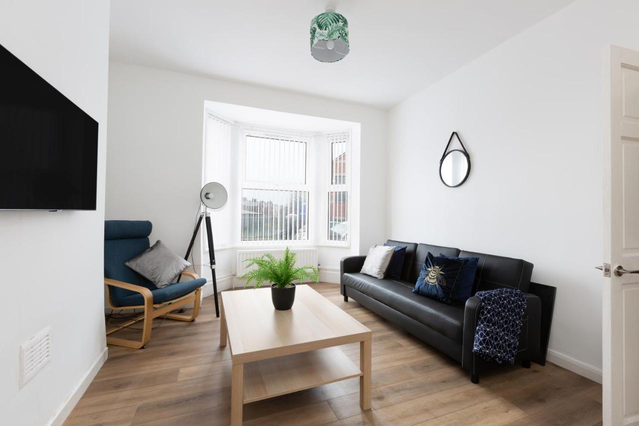 Clayton House - Spacious Home Near Etihad Stadium Manchester Exterior foto
