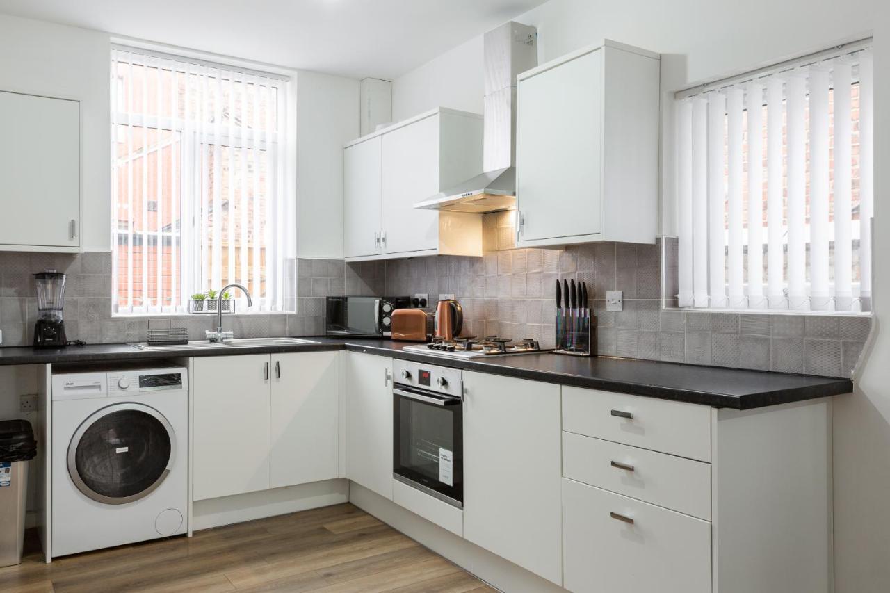 Clayton House - Spacious Home Near Etihad Stadium Manchester Exterior foto
